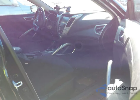 2017 Hyundai Veloster z USA, uszkodzony, nr VIN KMHTC6AD5HU308127